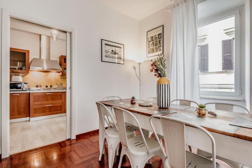 Casa Del Borgo Elegant 200 M From The Vatican 8/pax Rom